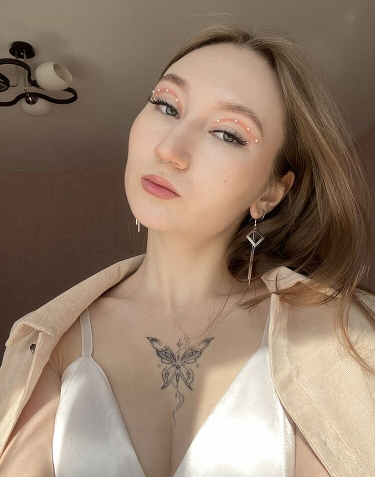  35789234  , 21 ,    -