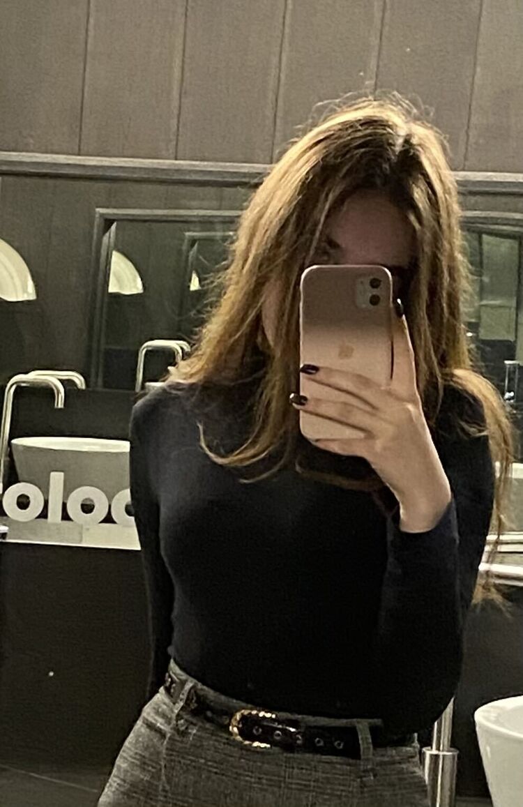  ,   Liza, 23 ,   ,   