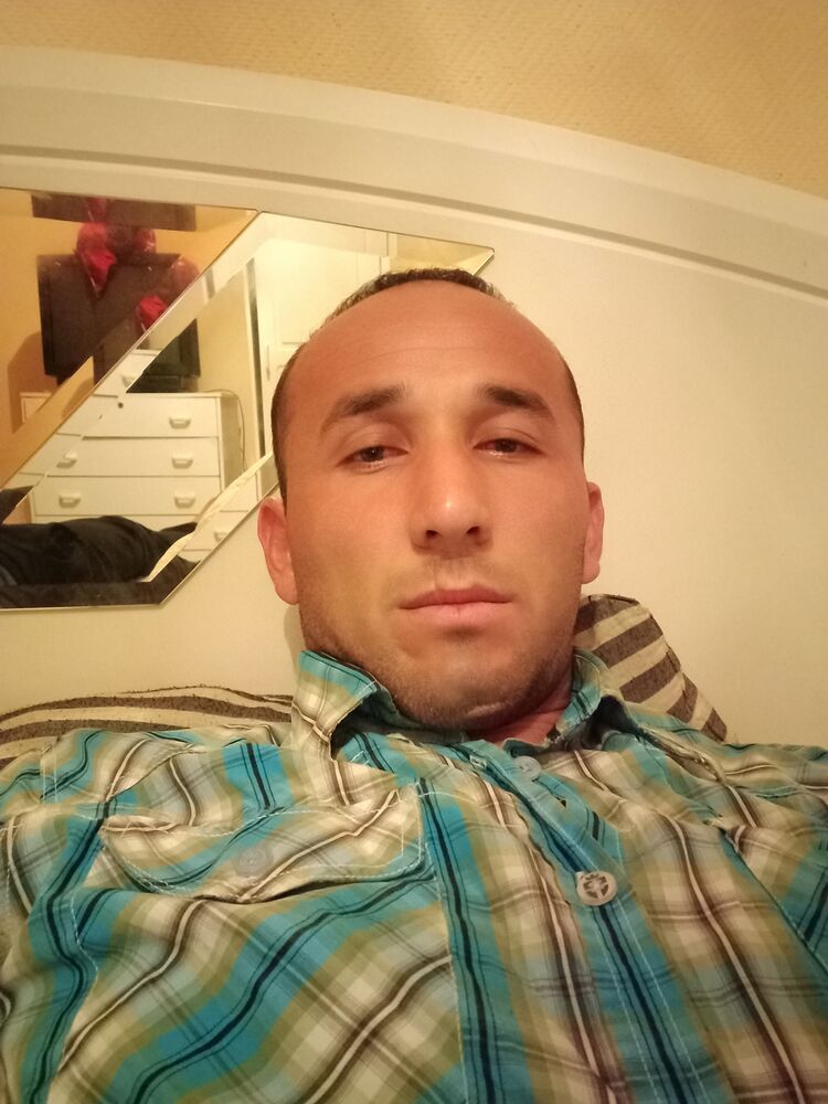  28805444  , 33 ,    -