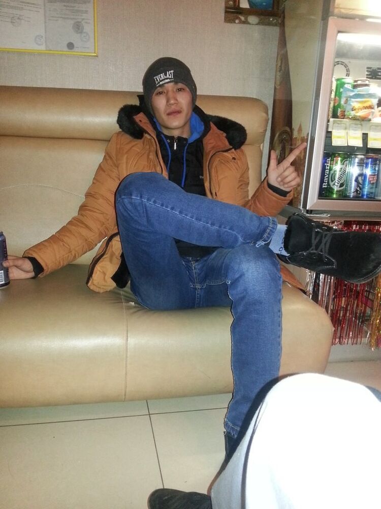  ,   Magdi, 37 ,   ,   , c 