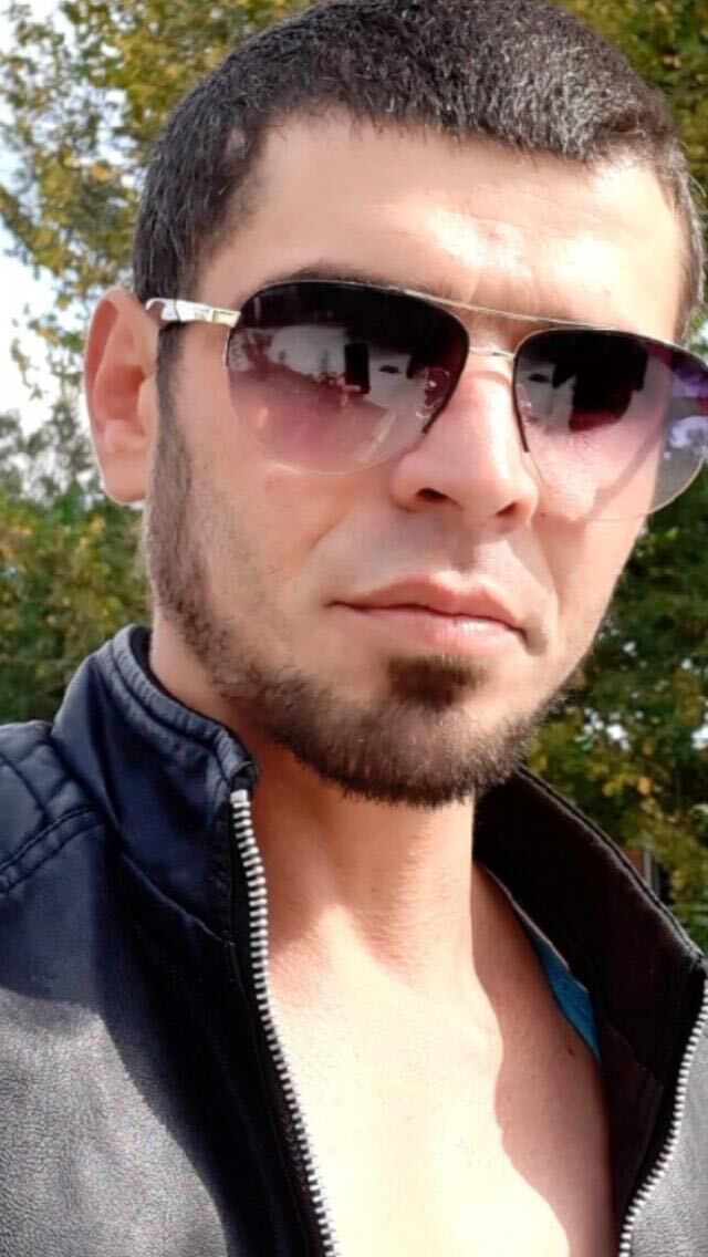  53548614  , 40 ,    
