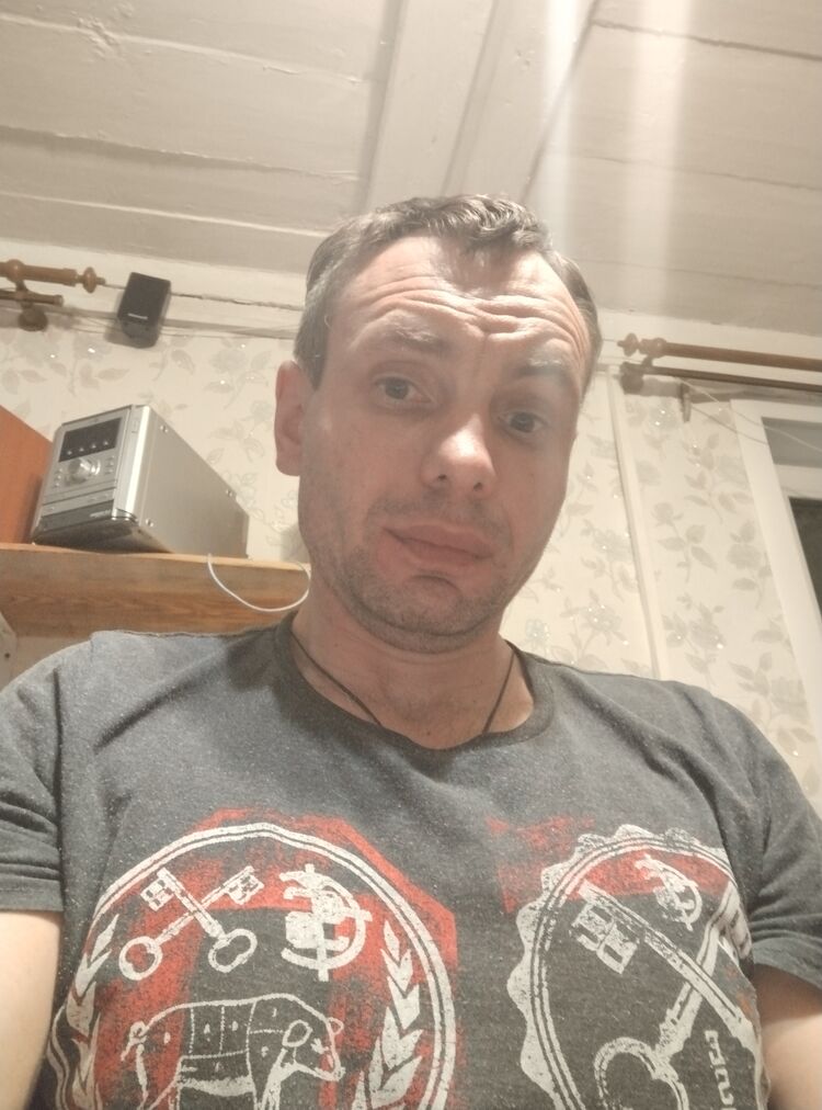  43763224  , 44 ,    
