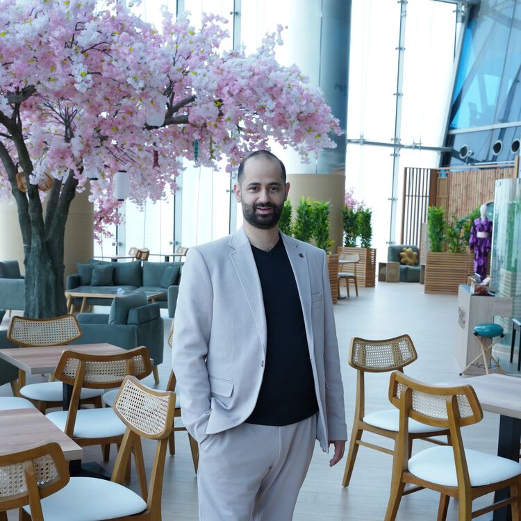  53290574  Mohamed, 33 ,    