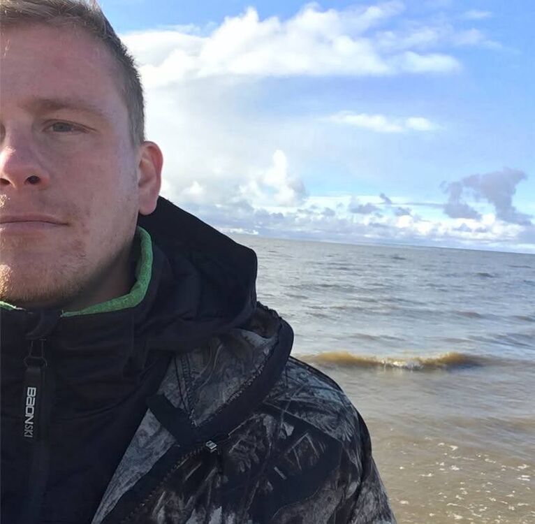 ���� 54128284 ������� Maks, 44 ����, ���� ���������� � �������� ������