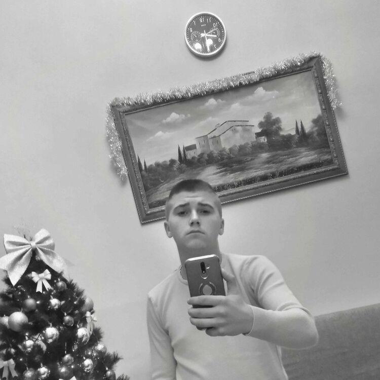  31448844  Bogdan, 22 ,    Nettuno