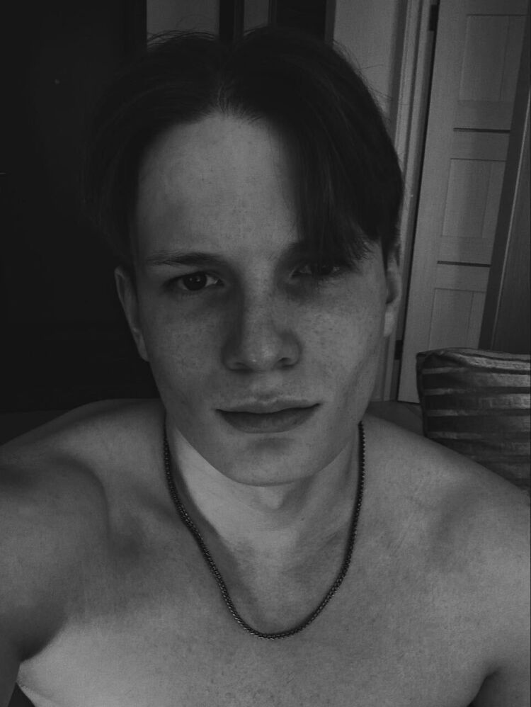  Warszawa,   Vladislav, 23 ,   ,   , c , 