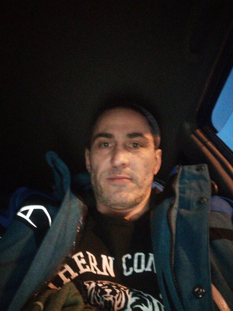  18258034  , 43 ,    