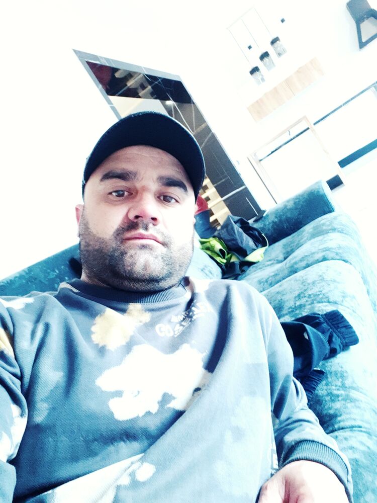  28345324  , 38 ,    