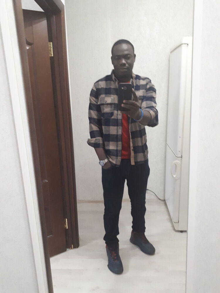  38083764  Leonce, 36 ,    Cotonou