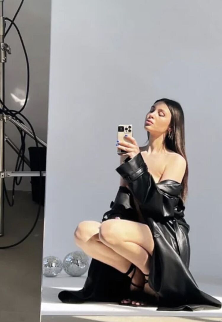  ,   , 22 ,     , c 