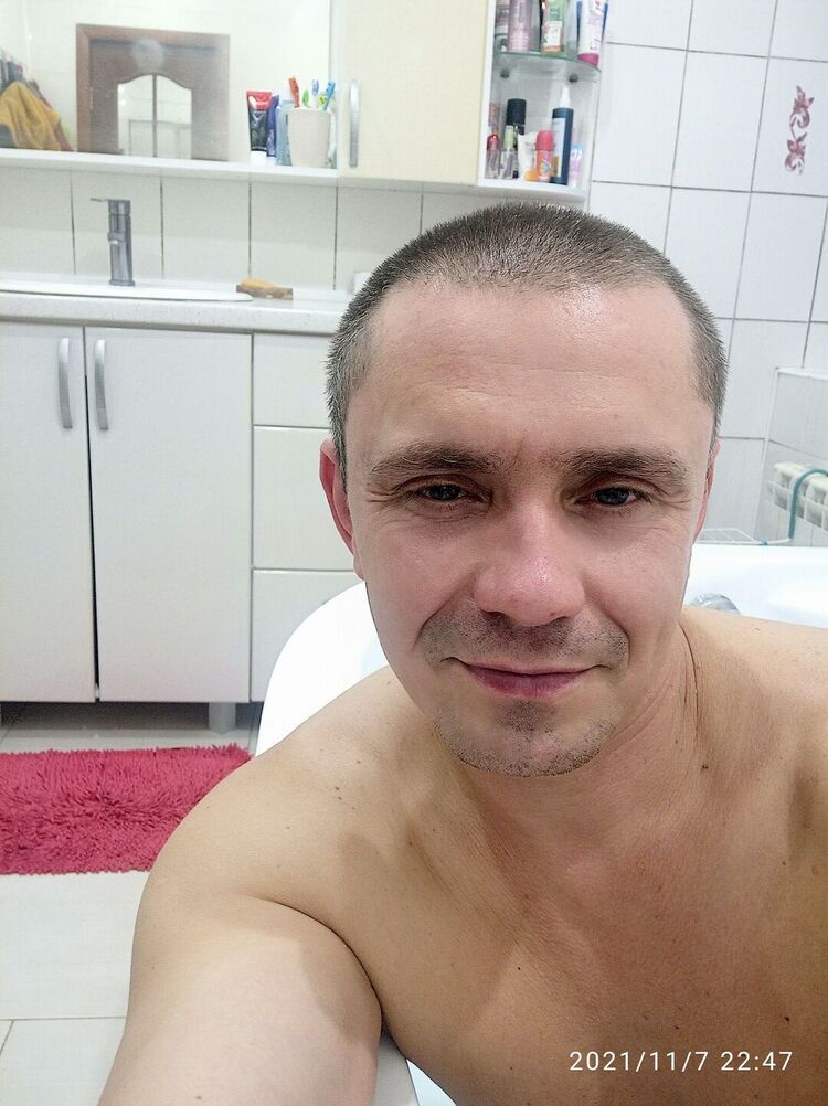  24868184  , 44 ,    