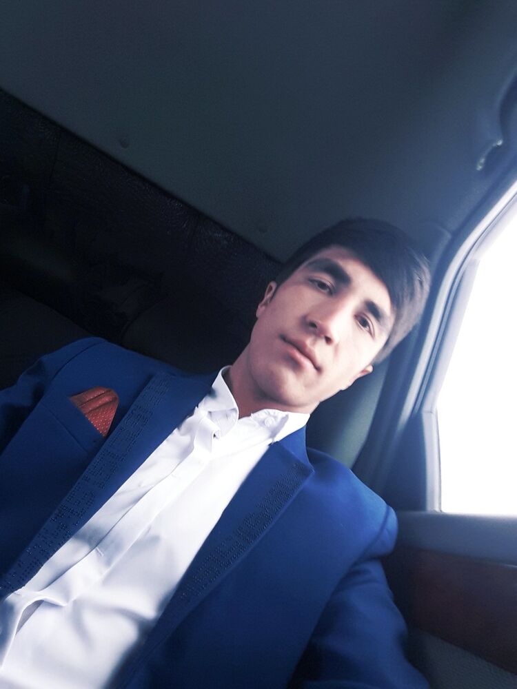  19225064  Farrux, 27 ,    