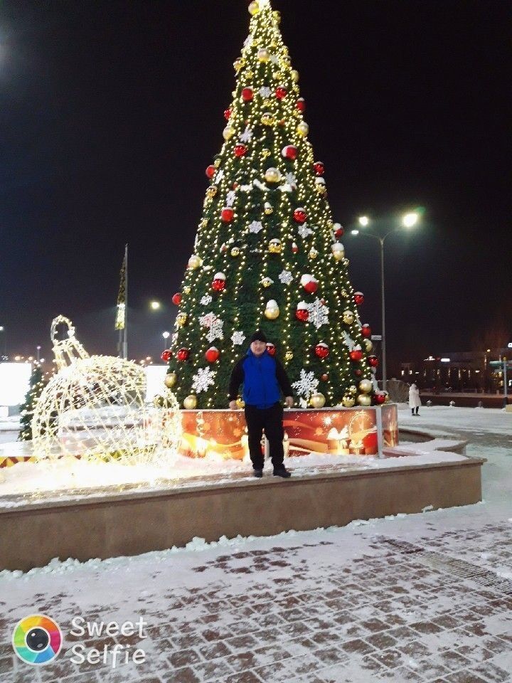  18770844  Erkin, 40 ,    