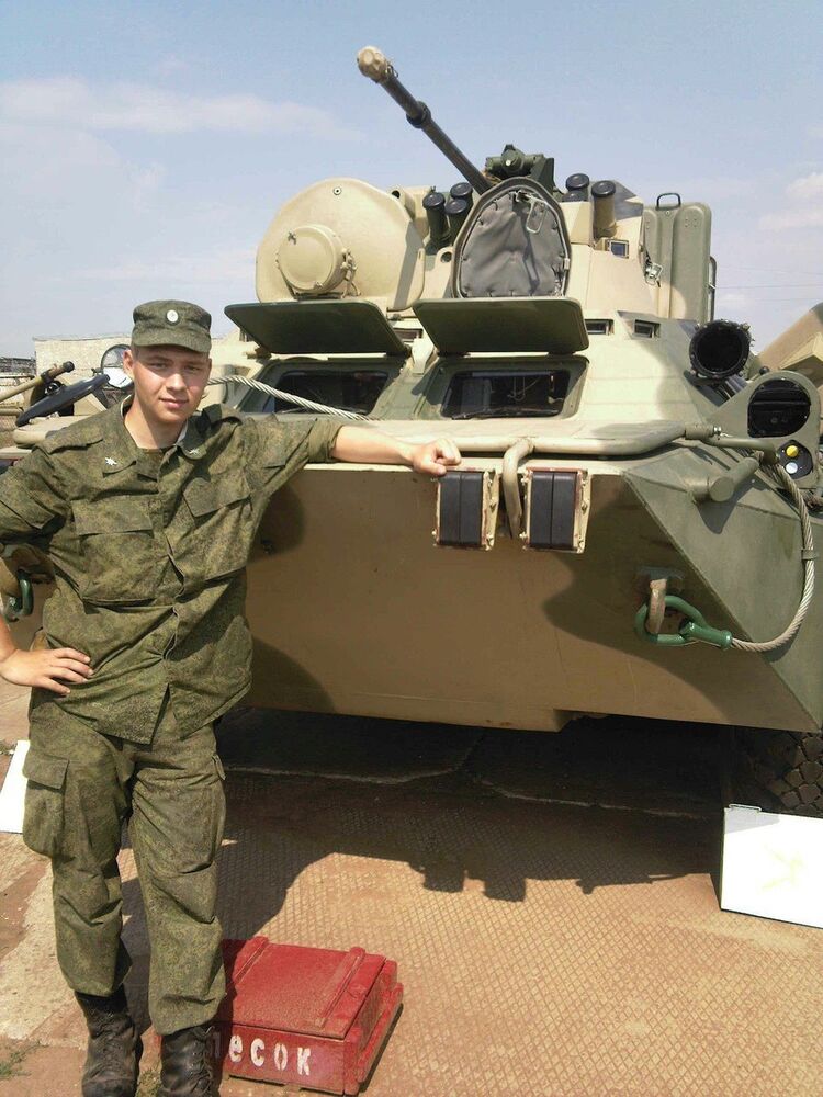  ,   Kostyan, 30 ,   