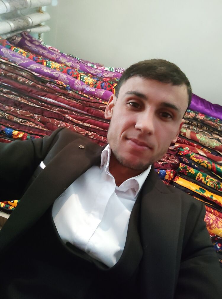  29679024  Alik, 29 ,    