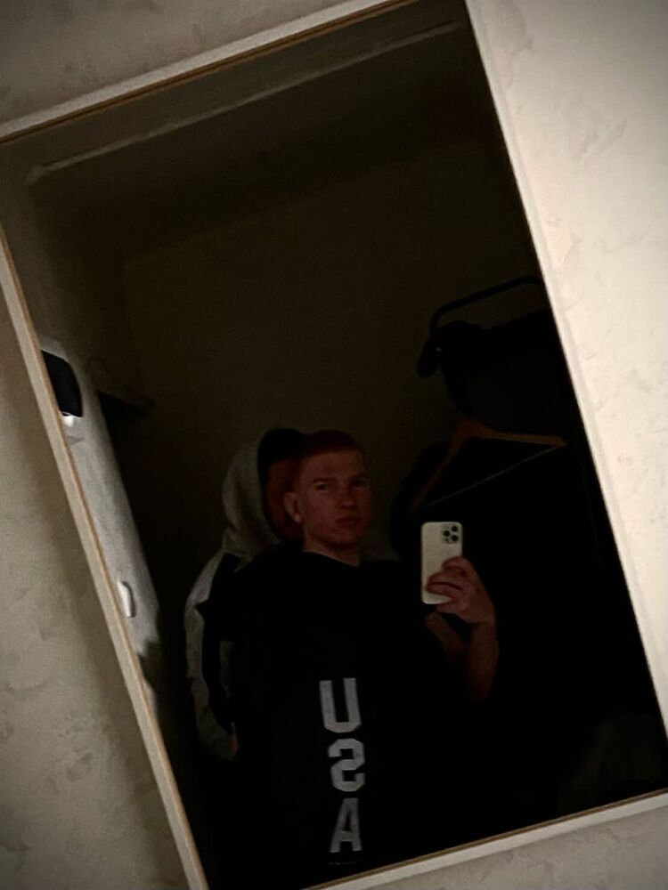  -,   Daniel, 23 ,     , c 