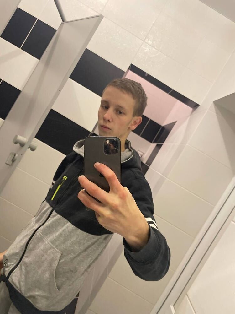  44737874  , 20 ,    