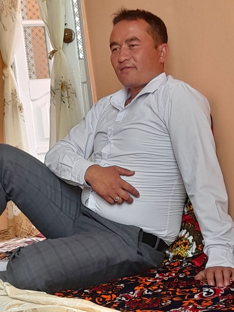  ,   Nozimjon, 30 ,     