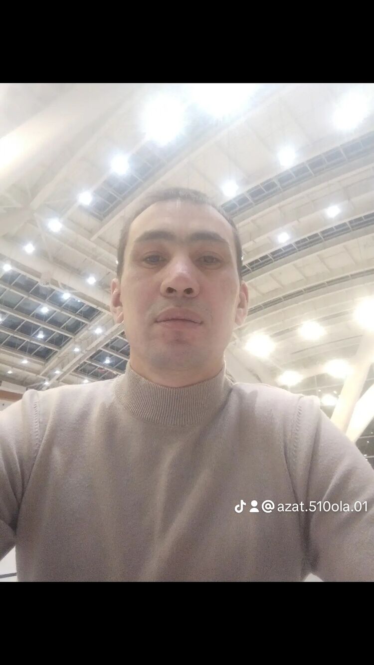  44270294  Azat, 41 ,    