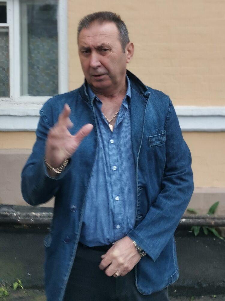  39304224  , 68 ,    