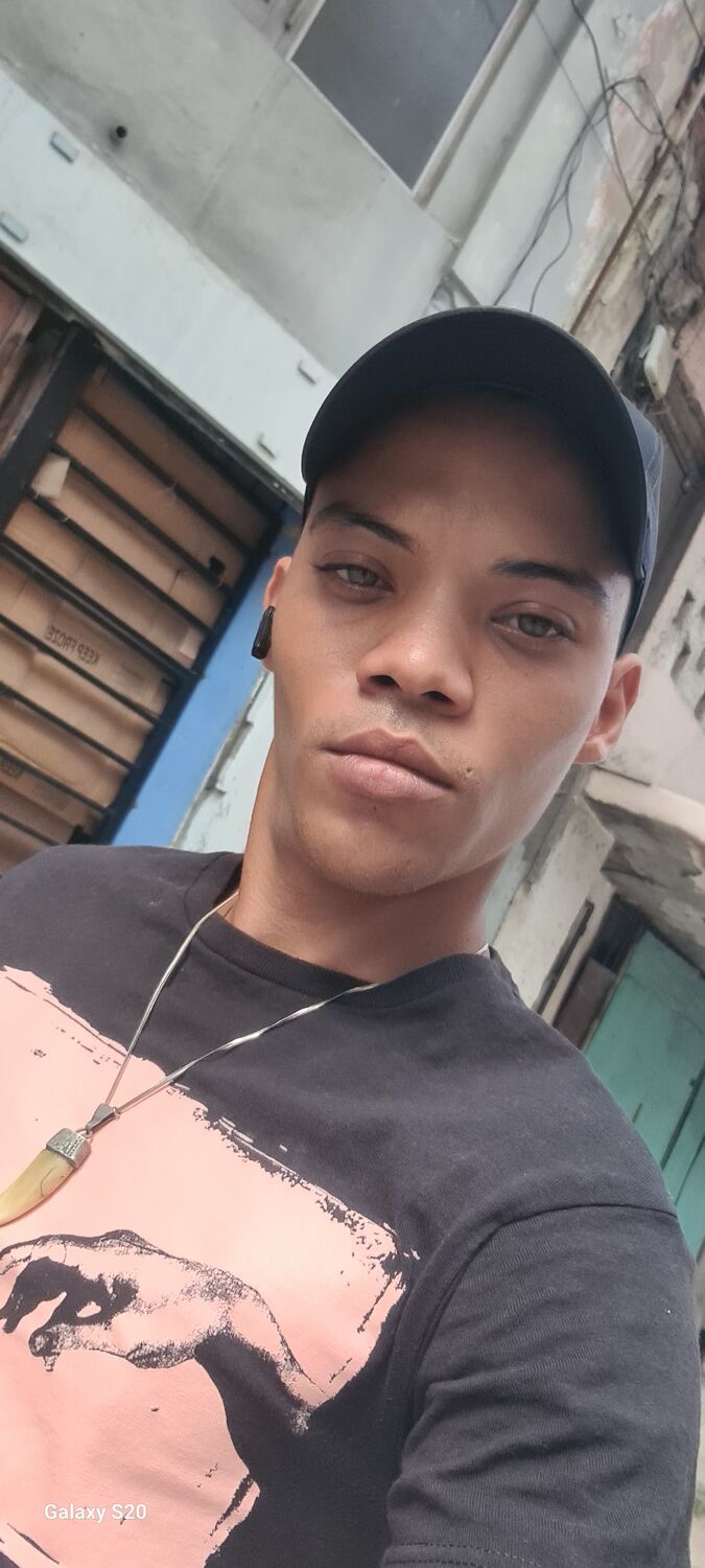  ,   Mauro, 30 ,   ,   , c , 