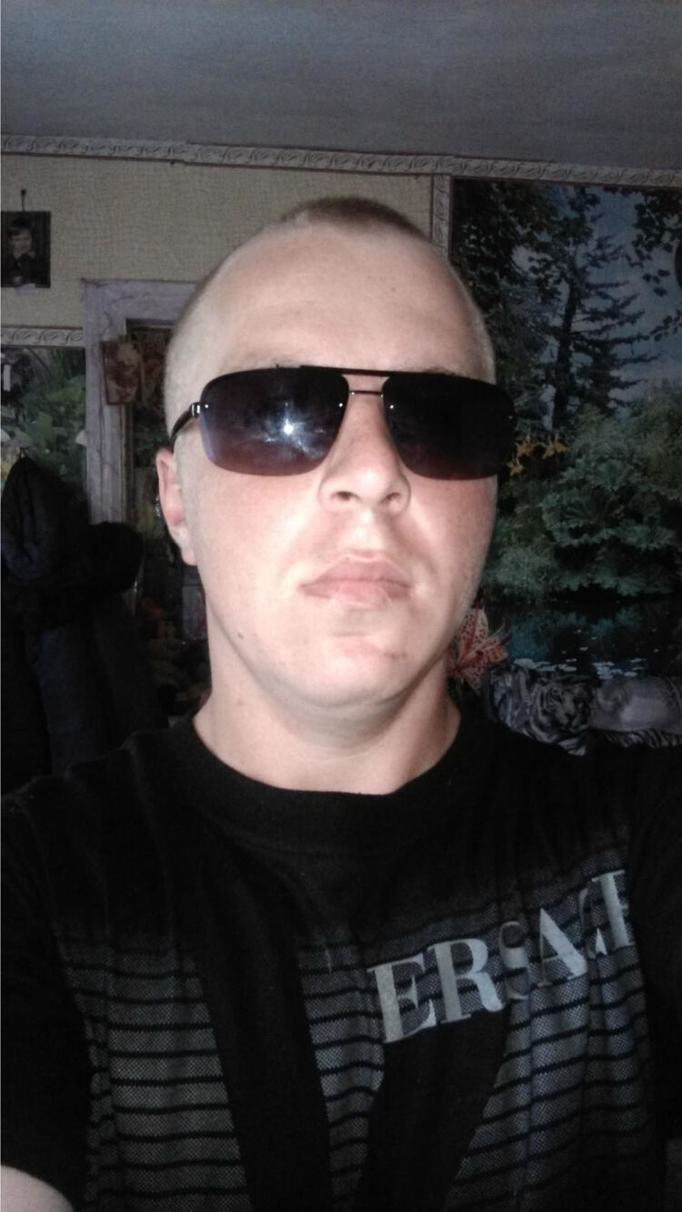 31781684  , 32 ,    