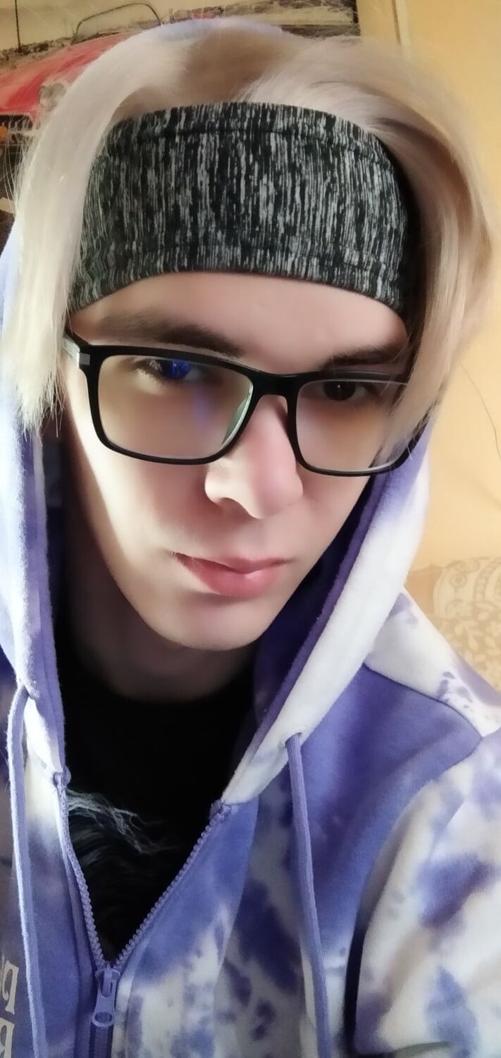  ,   Vlad, 28 ,   ,   