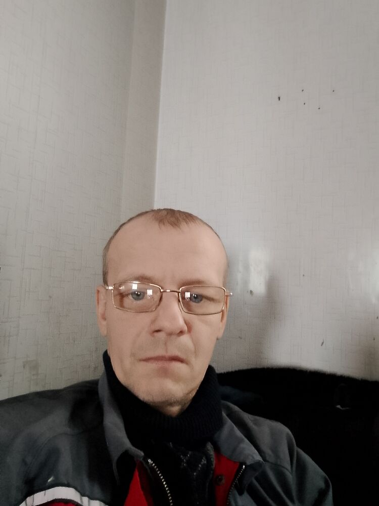  ,   Oleg, 41 ,   ,   