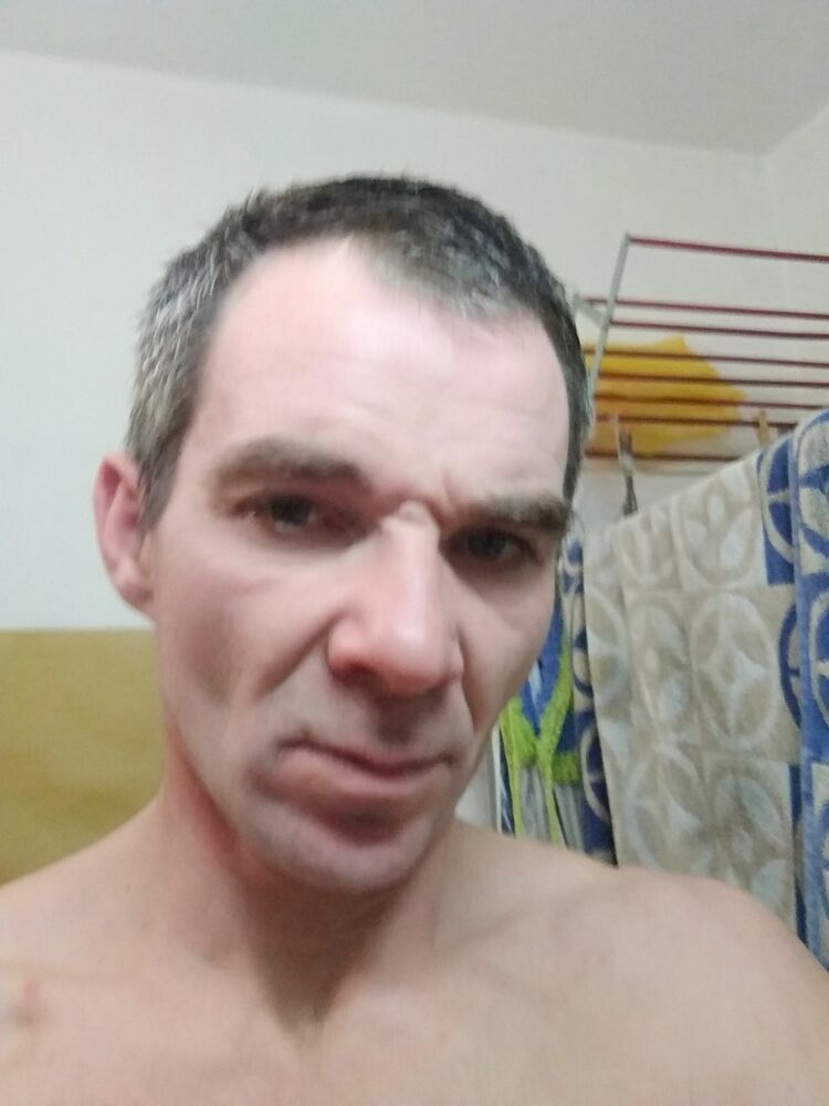  ,   Robert, 48 ,   ,   , c 
