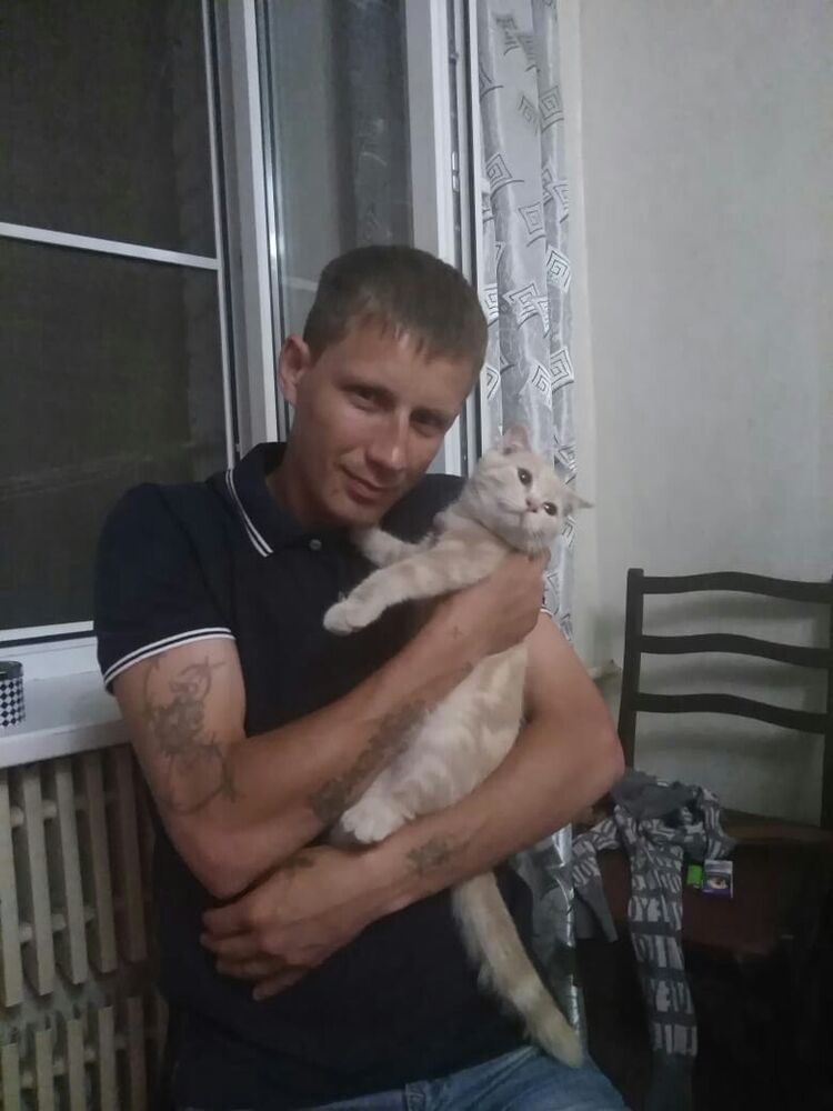  ,   Angel, 37 ,   ,   , c 