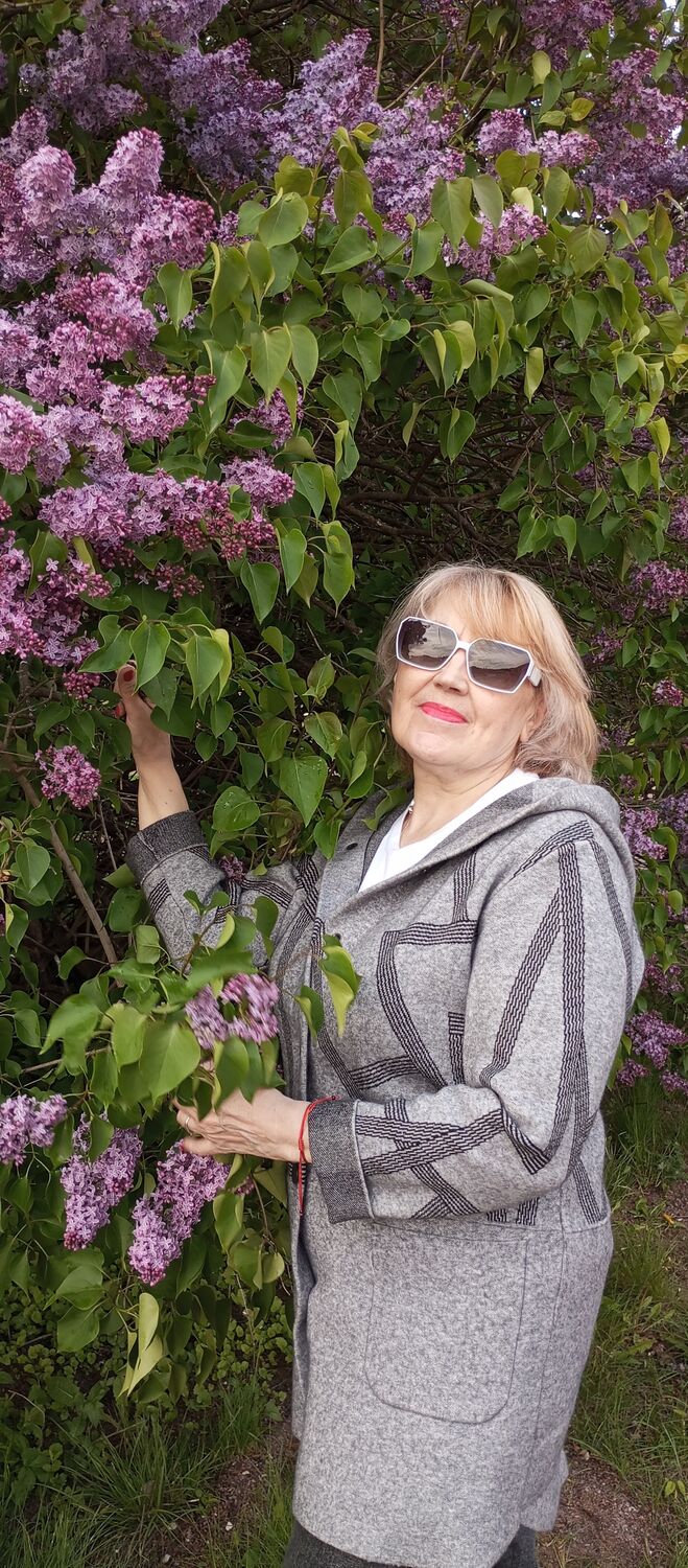  51642184  Nina, 61 ,    