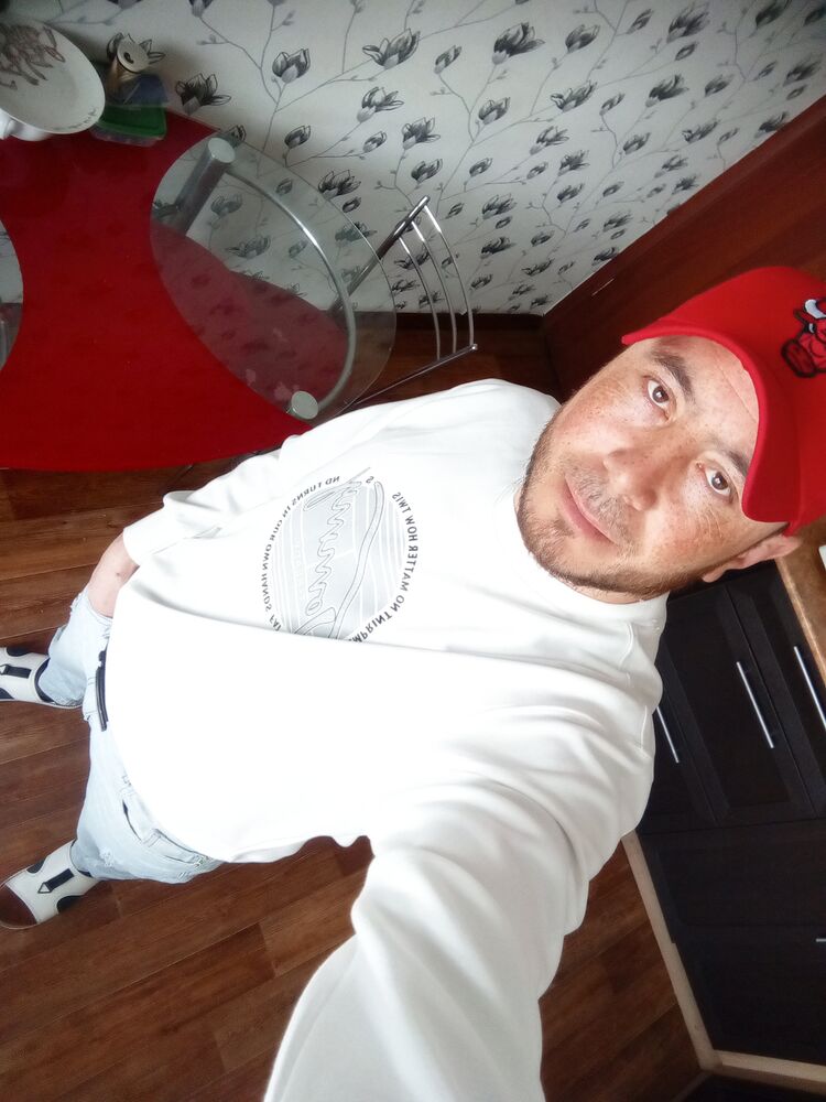  -,   , 33 ,     