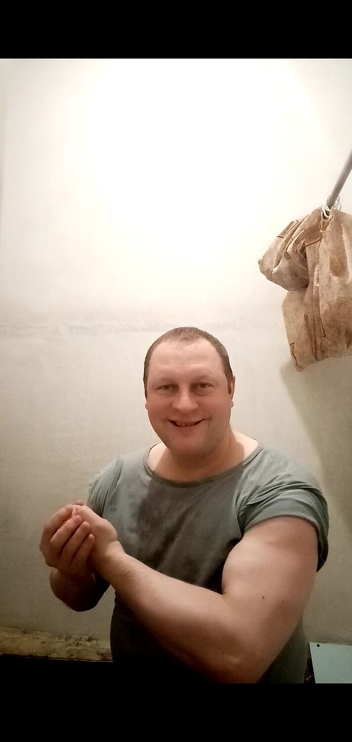  31976424   , 35 ,    -