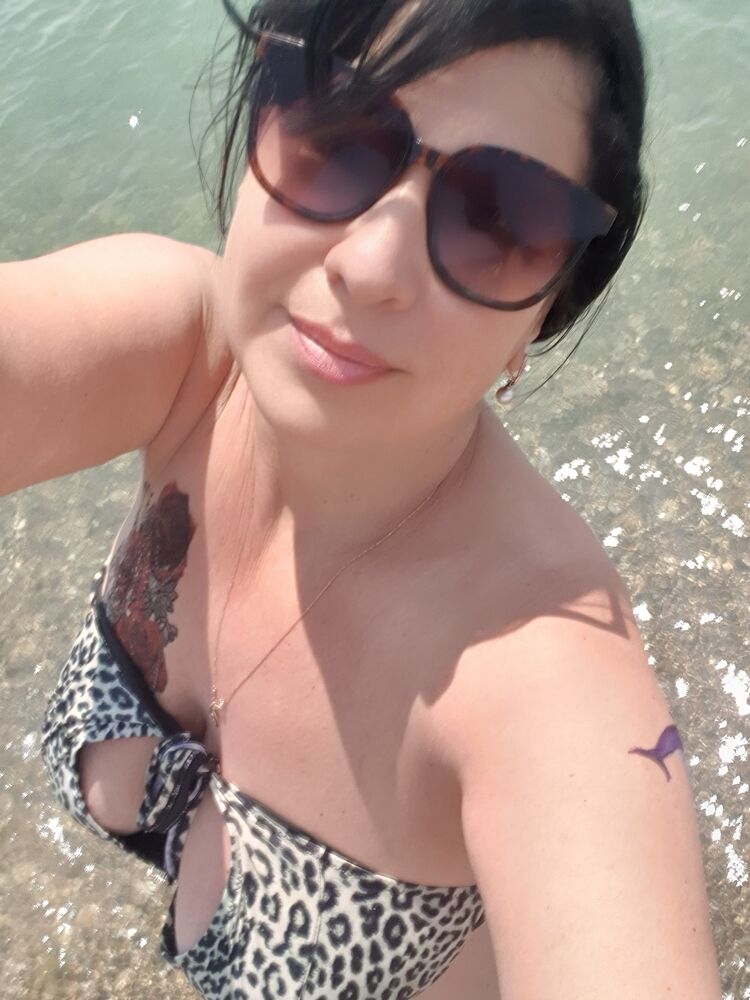  ,   Tatiana, 46 ,   ,   , c 