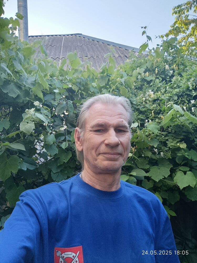  51723674  , 59 ,    