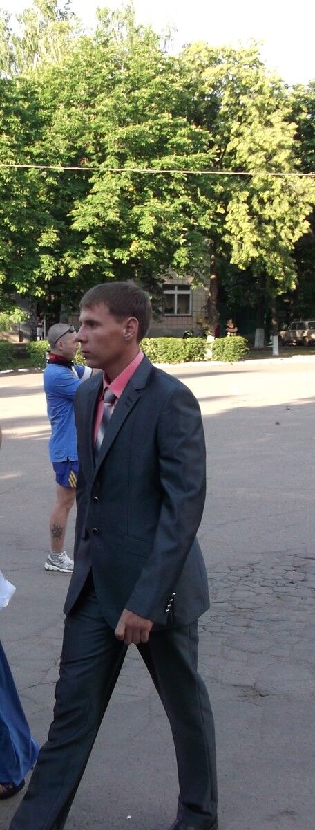  3999194  Nikolay, 31 ,    