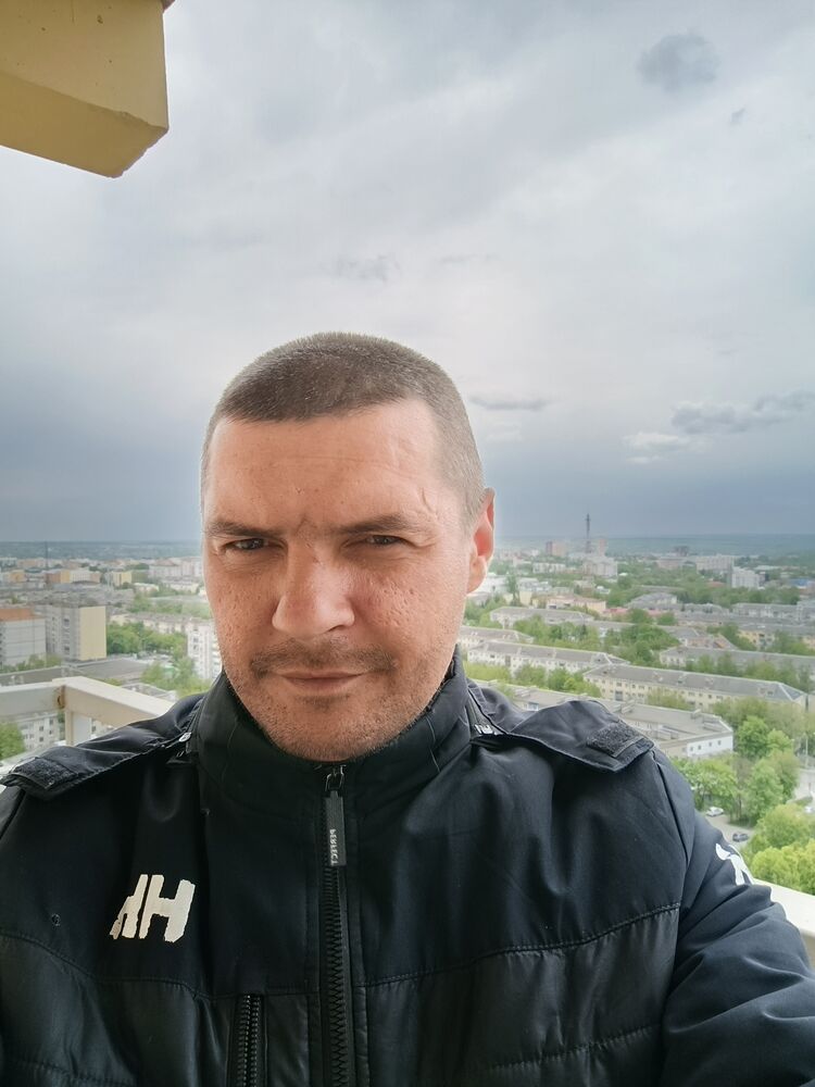  53734734  , 28 ,    