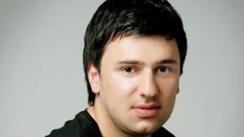  ,   Dima, 43 ,  