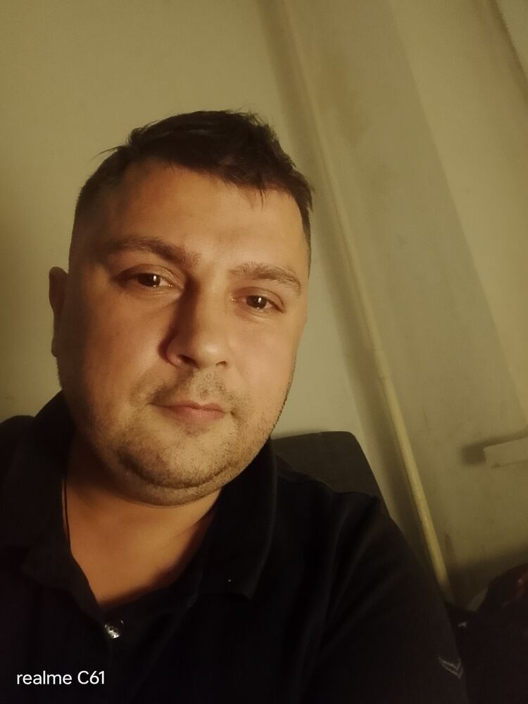  53717604  , 39 ,    