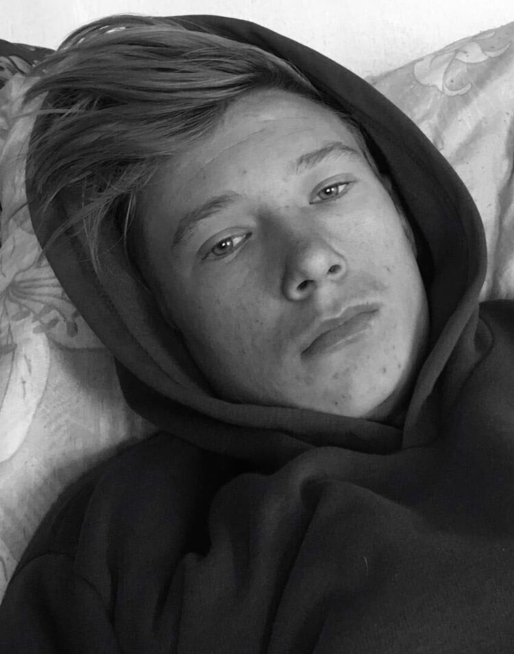 ���� 31882854 ����� �������, 21 ���, ���� ���������� � �������