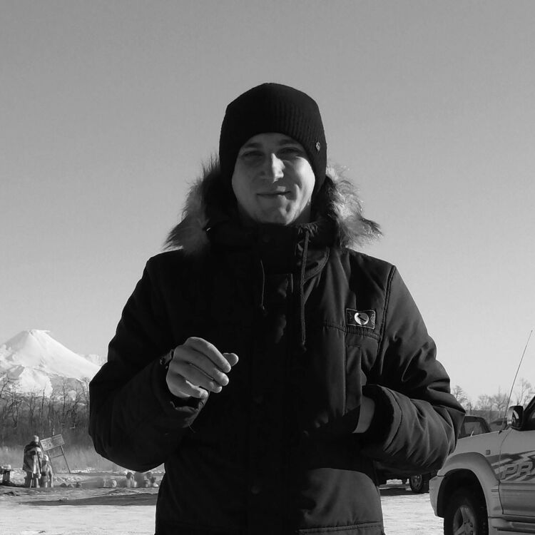  -,   Alexander, 30 ,   ,   , c 