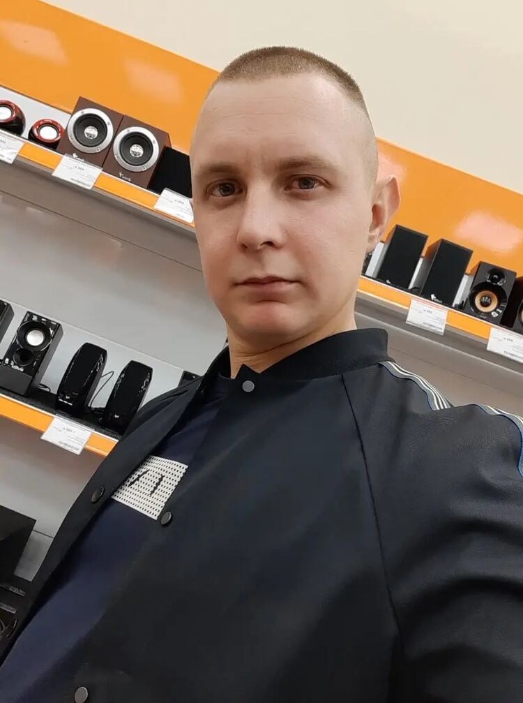  31044004  Daniil Nivin, 30 ,    