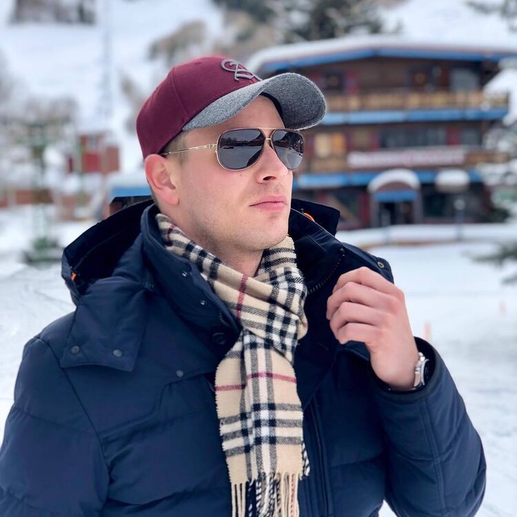 ���� 49592434 ������� �����, 32 ����, ���� ���������� � �������������