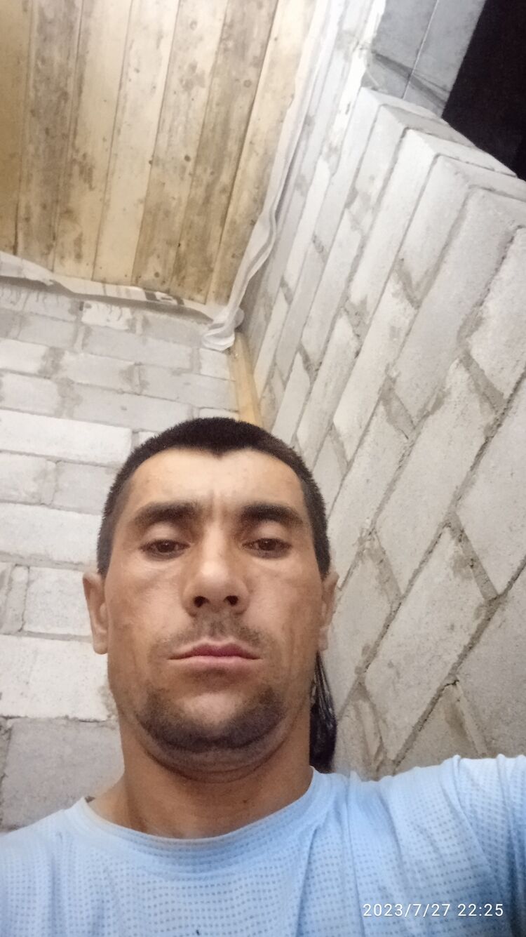  36485644  Ilhomjon, 41 ,    