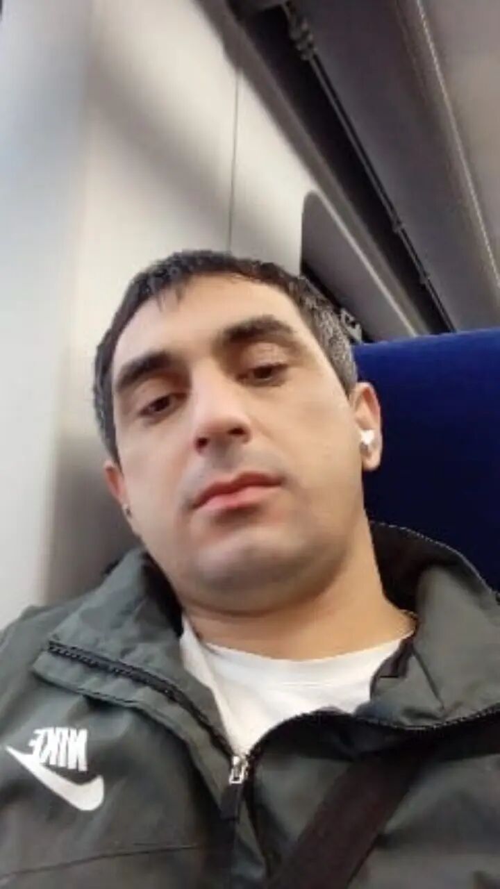  43276654  , 37 ,    