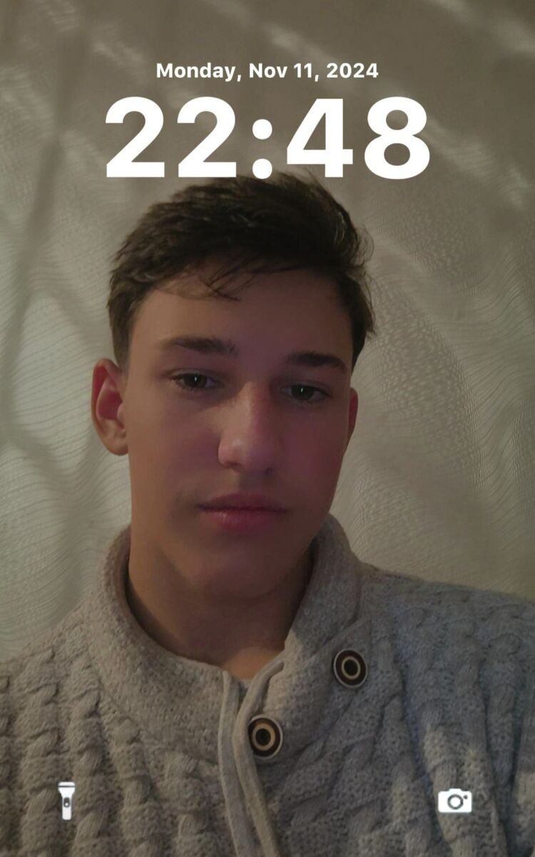  48130554  Danil, 19 ,    