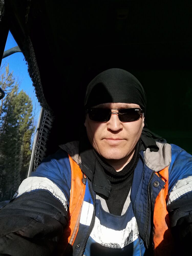 ,   Ayrat, 46 ,   ,   , c , 