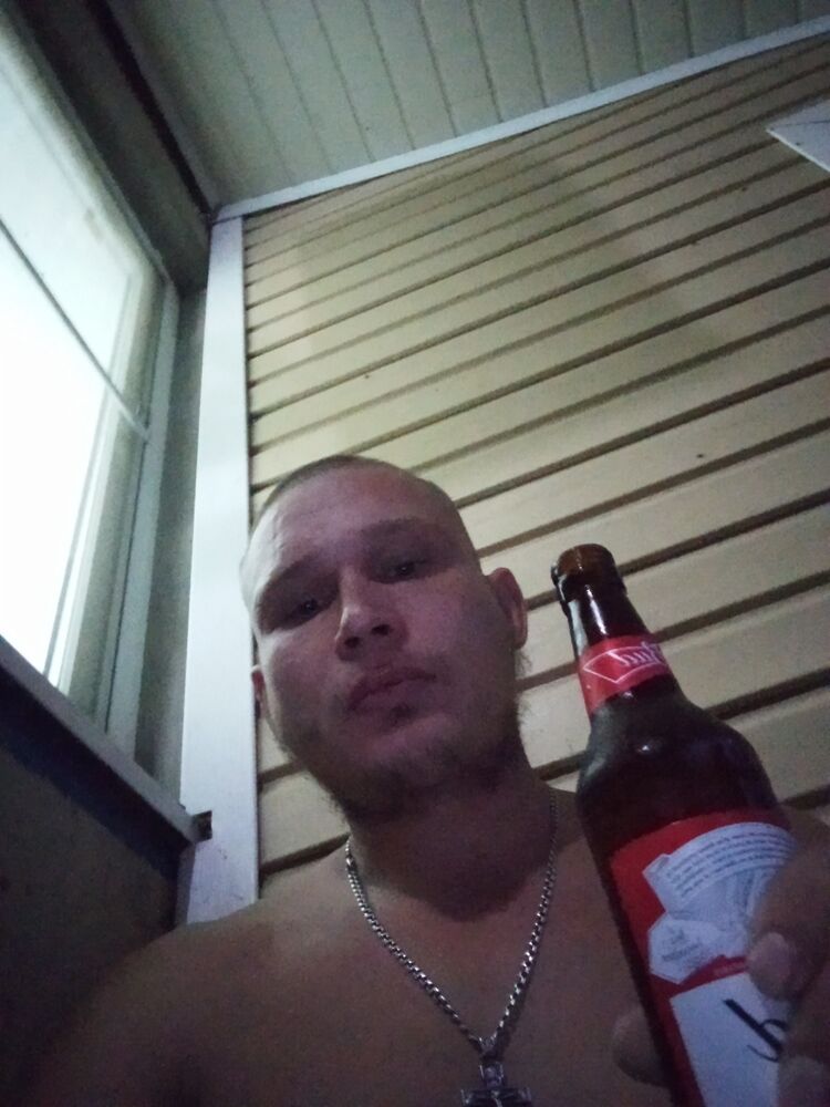  52802644  , 28 ,    