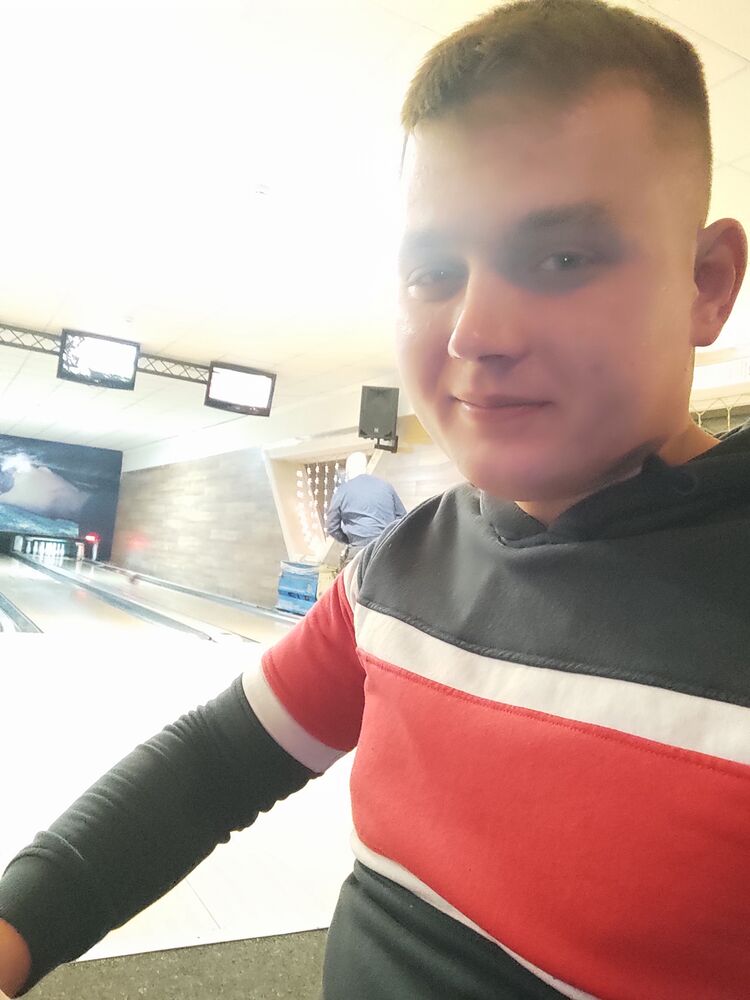  ,   Valera, 25 ,   ,   