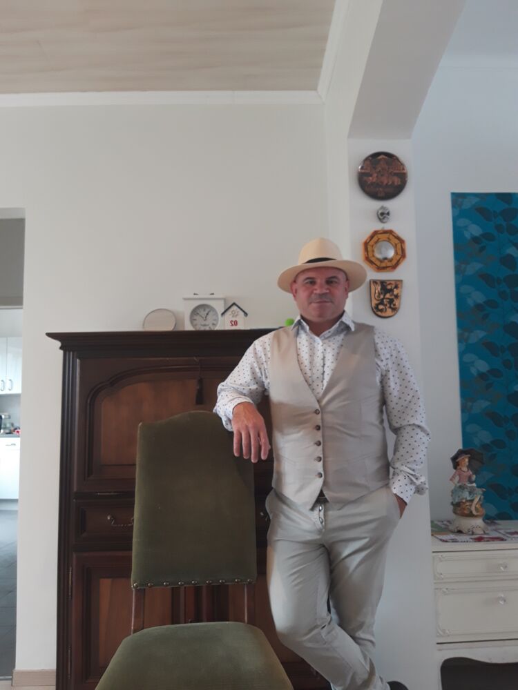  ,   Dima, 52 ,     , c 